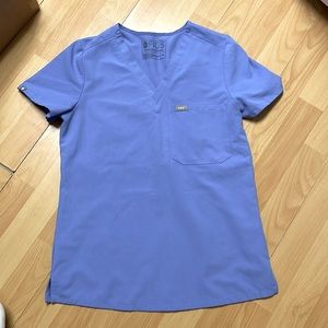Figs surgical blue scrub top XS
